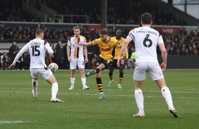 150225  Newport County v Bradford City, EFL Sky Bet League 2 - Matthew Baker of Newport County hits the post with his shot at goal