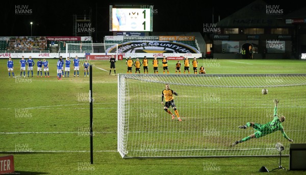 100121 - Newport County v Brighton and Hove Albion, FA Cup Third Round - Ryan Taylor of Newport County beats Brighton goalkeeper Jason Steele with his penalty kick, but Brighton go on to win the shoot out