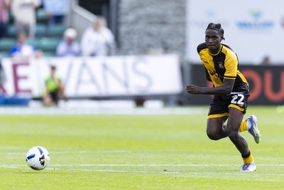 060925 - Newport County v Bristol Rovers - Sky Bet League 2 - Habeeb Ogunneye of Newport County in action