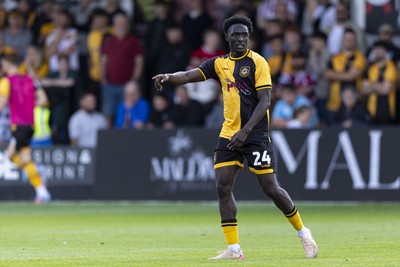 060925 - Newport County v Bristol Rovers - Sky Bet League 2 - Nathaniel Opoku of Newport County in action