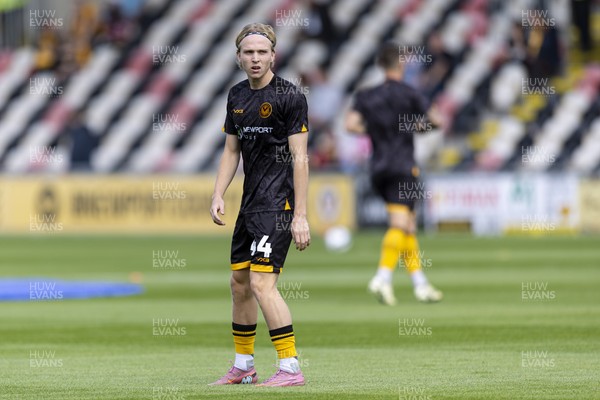 060925 - Newport County v Bristol Rovers - Sky Bet League 2 - Sammy Brabrooke of Newport County during the warm up
