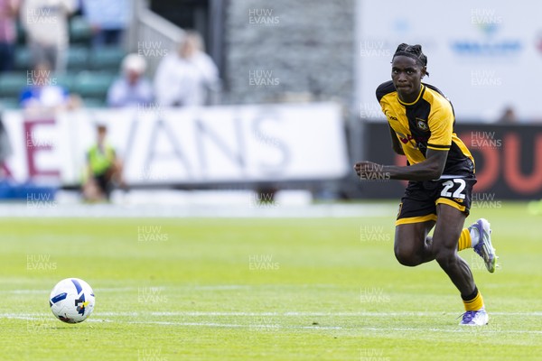 060925 - Newport County v Bristol Rovers - Sky Bet League 2 - Habeeb Ogunneye of Newport County in action