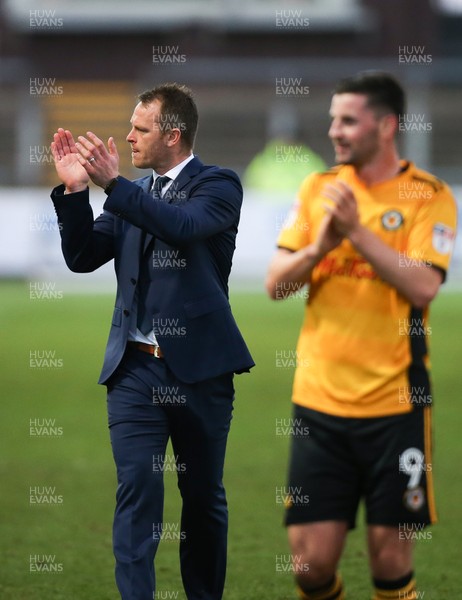 031217 - Newport County v Cambridge United, FA Cup Second Round - Newport County manager Mike Flynn and Padraig Amond of Newport County applaud the fans at the end of the match