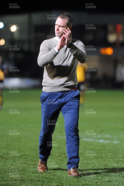 091217 - Newport County v Carlisle United Sky Bet League 2 -  Newport County manager Mike Flynn