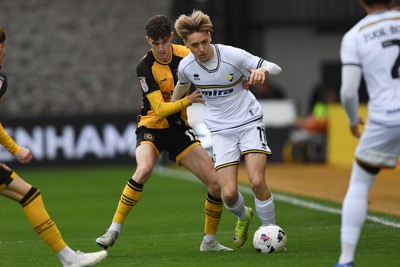 181025 - Newport County v Cheltenham Town - Sky Bet League 2 - Joe Thomas of Newport County is challenged by Jordan Thomas of Cheltenham Town