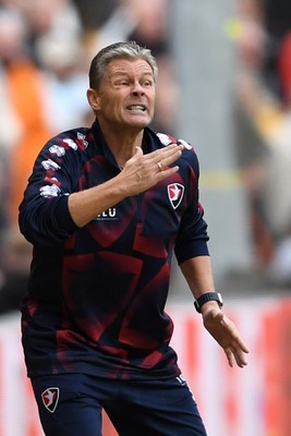 181025 - Newport County v Cheltenham Town - Sky Bet League 2 -  Steve Cotterill, Cheltenham Town Manager