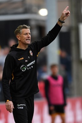 181025 - Newport County v Cheltenham Town - Sky Bet League 2 - Newport County Manager, David Hughes