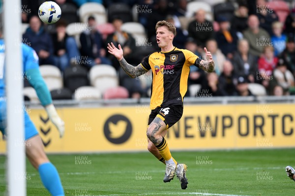 181025 - Newport County v Cheltenham Town - Sky Bet League 2 - Kai Whitmore of Newport County goes close