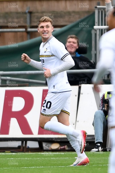 181025 - Newport County v Cheltenham Town - Sky Bet League 2 - Jake Bickerstaff of Cheltenham Town celebrates after he scores the first goal of the game