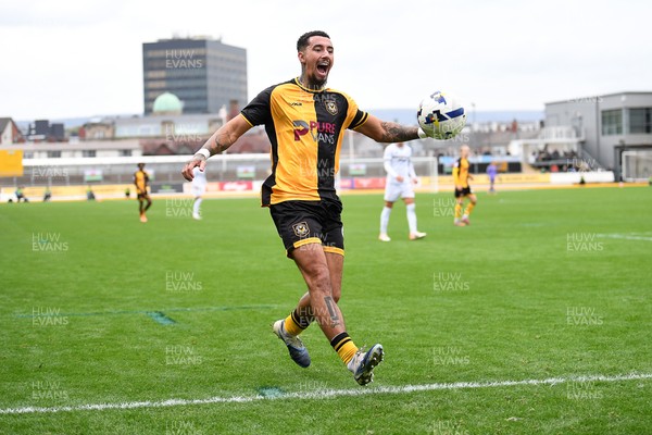 181025 - Newport County v Cheltenham Town - Sky Bet League 2 - Courtney Baker-Richardson of Newport County