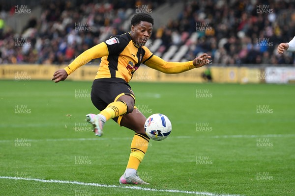 181025 - Newport County v Cheltenham Town - Sky Bet League 2 - Bobby Kamwa of Newport County