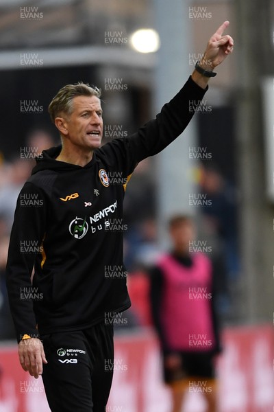 181025 - Newport County v Cheltenham Town - Sky Bet League 2 - Newport County Manager, David Hughes