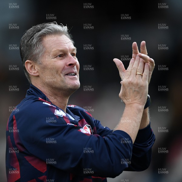 181025 - Newport County v Cheltenham Town - Sky Bet League 2 -  Steve Cotterill, Cheltenham Town Manager celebrates the win at full time