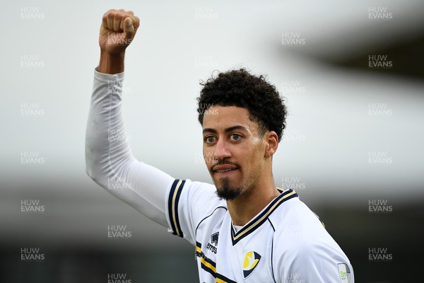 181025 - Newport County v Cheltenham Town - Sky Bet League 2 - 