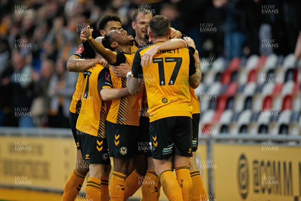 051122 - Newport County v Colchester United - FA Cup First Round - Newport County celebrate after Aaron Lewis scores a goal