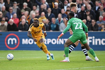101026 - Newport County v Colchester United - Sky Bet League 2 - Shaquille Gwengwe of Newport County chases the ball