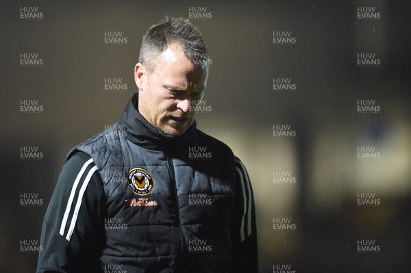 171017 - Newport County v Colchester United - SkyBet League 2 - Michael Flynn, Manager of Newport County looks dejected at the end of the game
