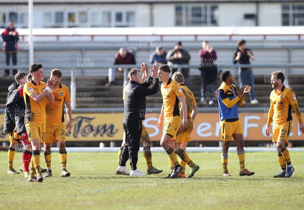 010417 - Newport County v Crawley Town, Sky Bet League 2 - Newport County caretaker manager Mike Flynn and his team applaud the home supporters