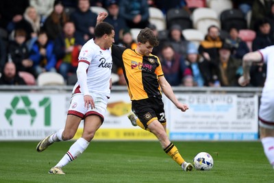 030426 - Newport County v Crawley Town - Sky Bet League 2 - Ben Lloyd of Newport County has a shot on goal