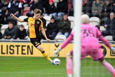 030426 - Newport County v Crawley Town - Sky Bet League 2 - Tom Davies of Newport County has a shot on goal
