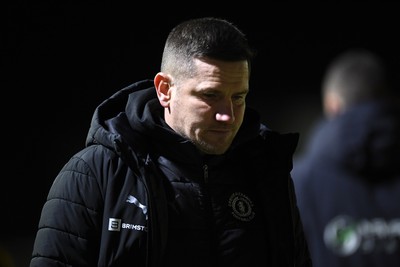 291225 - Newport County v Crewe Alexandra - Sky Bet League 2 - Lee Bell, Crewe Manager at half time