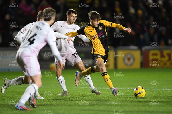 291225 - Newport County v Crewe Alexandra - Sky Bet League 2 - Ben Lloyd of Newport County