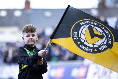 060124 - Newport County v Eastleigh - FA Cup Third Round - Newport County mascot ahead of kick off