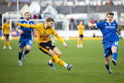 060124 - Newport County v Eastleigh - FA Cup Third Round - Lewis Payne of Newport County 