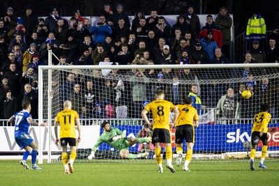 060124 - Newport County v Eastleigh - FA Cup Third Round - Chris Maguire of Eastleigh scores his sides first goal from the penalty spot 