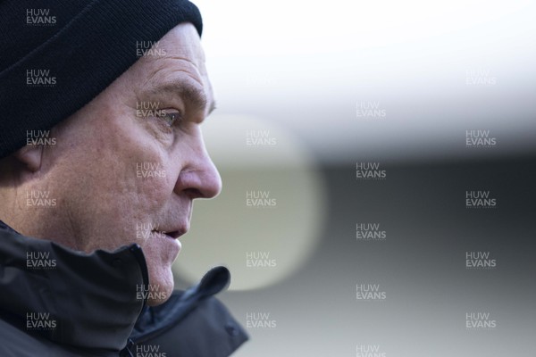 060124 - Newport County v Eastleigh - FA Cup Third Round - Eastleigh manager Richard Hill at full time
