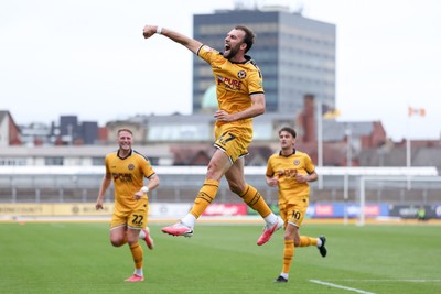 120926 - Newport County v Fleetwood Town - Sky Bet League 2 - Christian Doidge of Newport County celebrates scoring his teams first goal