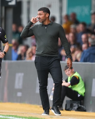 120926 - Newport County v Fleetwood Town - Sky Bet League 2 - Hayden Mullins Manager of Newport County gives instructions on the touchline