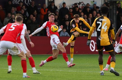 131225 - Newport County v Fleetwood Town, EFL Sky Bet League 2 - Michael Spellman of Newport County hits the bar with his shot at goal