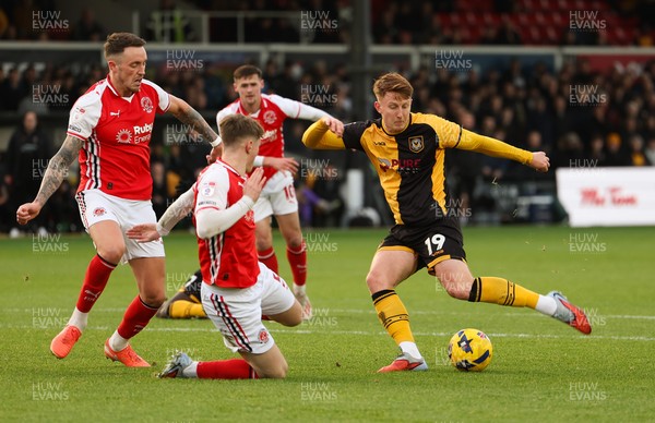 131225 - Newport County v Fleetwood Town, EFL Sky Bet League 2 - Ged Garner of Newport County looks to shoot at goal