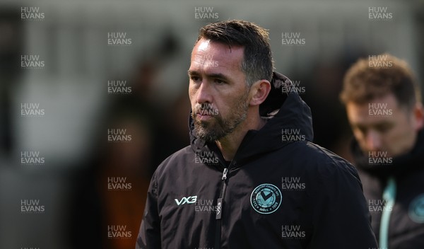 131225 - Newport County v Fleetwood Town, EFL Sky Bet League 2 - Newport County manager Christian Fuchs at half time