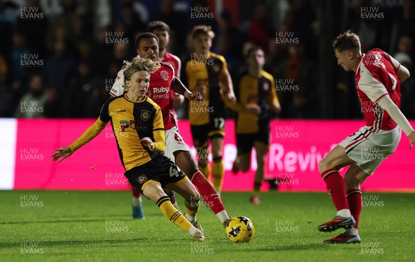 131225 - Newport County v Fleetwood Town, EFL Sky Bet League 2 - Samuel Braybrooke of Newport County presses forward