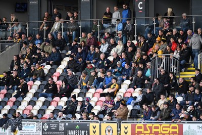 011125 - Newport County v Gillingham - FA Cup First Round - Newport fans