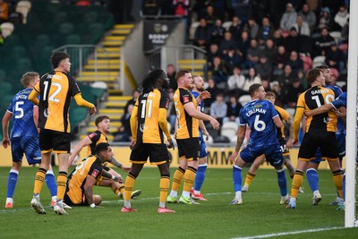 011125 - Newport County v Gillingham - FA Cup First Round - Cameron Evans of Newport County scores a goal to equaliser the game