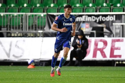 011125 - Newport County v Gillingham - FA Cup First Round - Seb Palmer-Houlden of Gillingham celebrates scoring a goal to equalise late in extra time