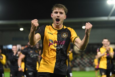 011125 - Newport County v Gillingham - FA Cup First Round - Ben Lloyd of Newport County celebrates after scoring the winning penalty