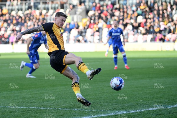 011125 - Newport County v Gillingham - FA Cup First Round - Kai Whitmore of Newport County