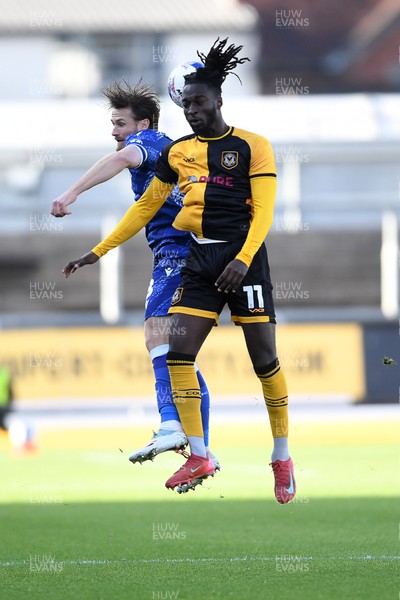 011125 - Newport County v Gillingham - FA Cup First Round - Cameron Antwi of Newport County is challenged by Armani Little of Gillingham