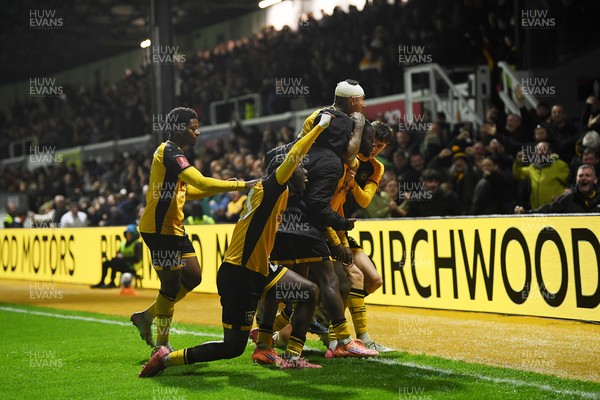 011125 - Newport County v Gillingham - FA Cup First Round - Cameron Antwi of Newport County celebrates scoring a goal with team mates
