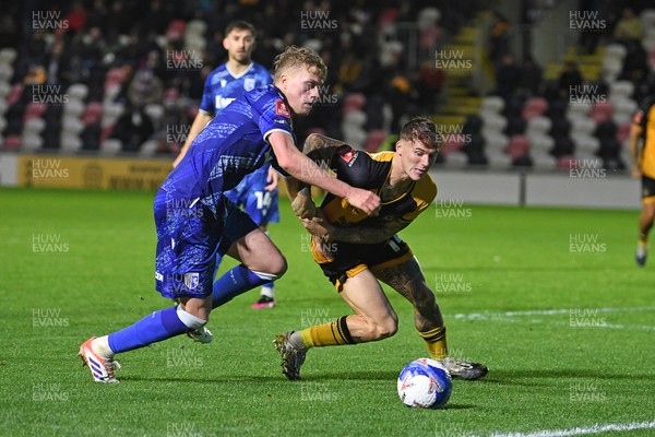 011125 - Newport County v Gillingham - FA Cup First Round - Kai Whitmore of Newport County