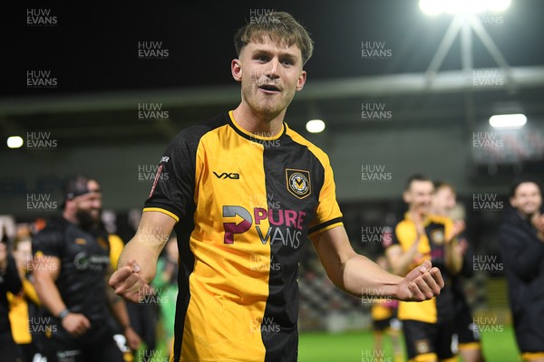 011125 - Newport County v Gillingham - FA Cup First Round - Ben Lloyd of Newport County celebrates after scoring the winning penalty