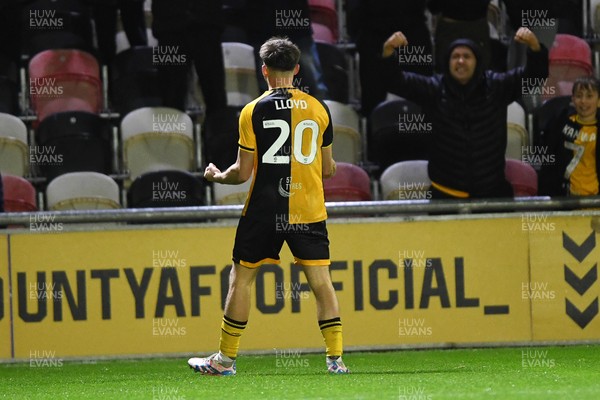 011125 - Newport County v Gillingham - FA Cup First Round - Ben Lloyd of Newport County celebrates after he scores the winning penalty 