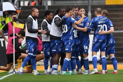 200925 - Newport County v Gillingham - Sky Bet League 2 - Shadrach Ogie of Gillingham celebrates scoring a goal with team mates