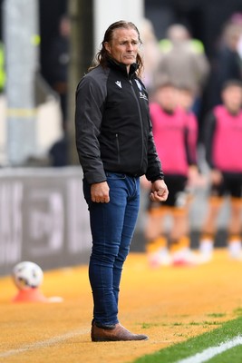 200925 - Newport County v Gillingham - Sky Bet League 2 - Gareth Ainsworth, Gillingham Manager