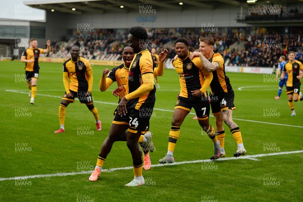 200925 - Newport County v Gillingham - Sky Bet League 2 - Nathan Opoku of Newport County celebrates scoring a goal with team mates