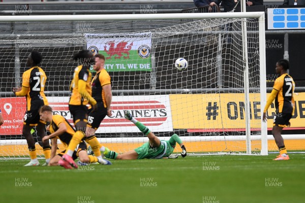 200925 - Newport County v Gillingham - Sky Bet League 2 - Shadrach Ogie of Gillingham scores a penalty goal to equalise the game